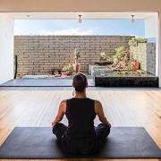 phòng tập yoga tại nhà