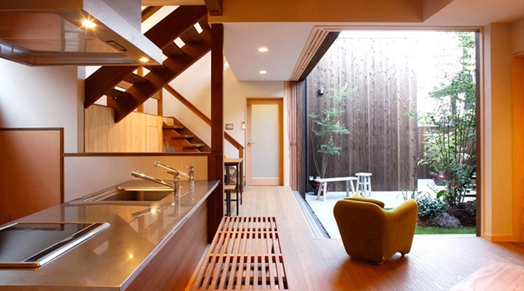Phòng bếp kiểu Nhật cho nhà 3 tầng