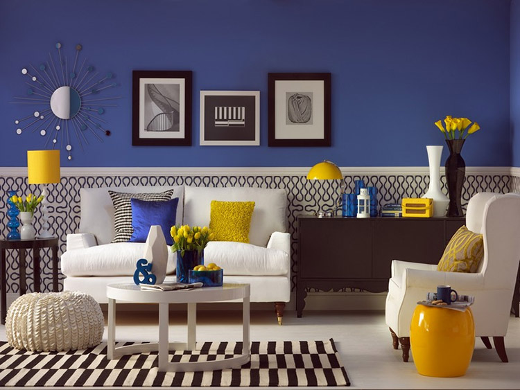 Phòng khách màu xanh dương kết hợp vàng cá tính
